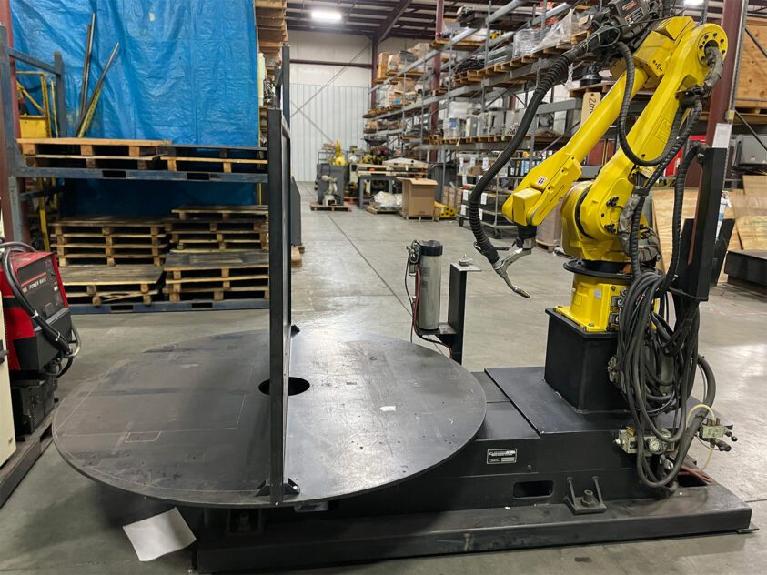 Used Fanuc ArcMate 120ib-10L Welding cell with Turntable